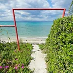 Beachfront Family With Garden In Halkidiki Lejlighed Polychrono