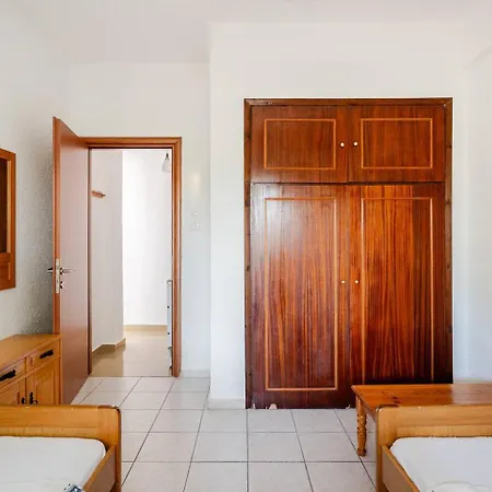 Beachfront Family With Garden In Halkidiki * Polychrono